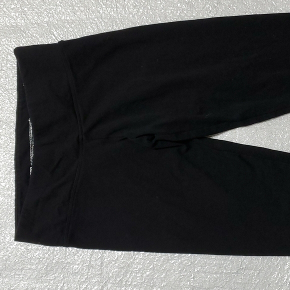 PINK Victoria's Secret  Nation Falt Yoga Leggings. - Picture 4 of 8